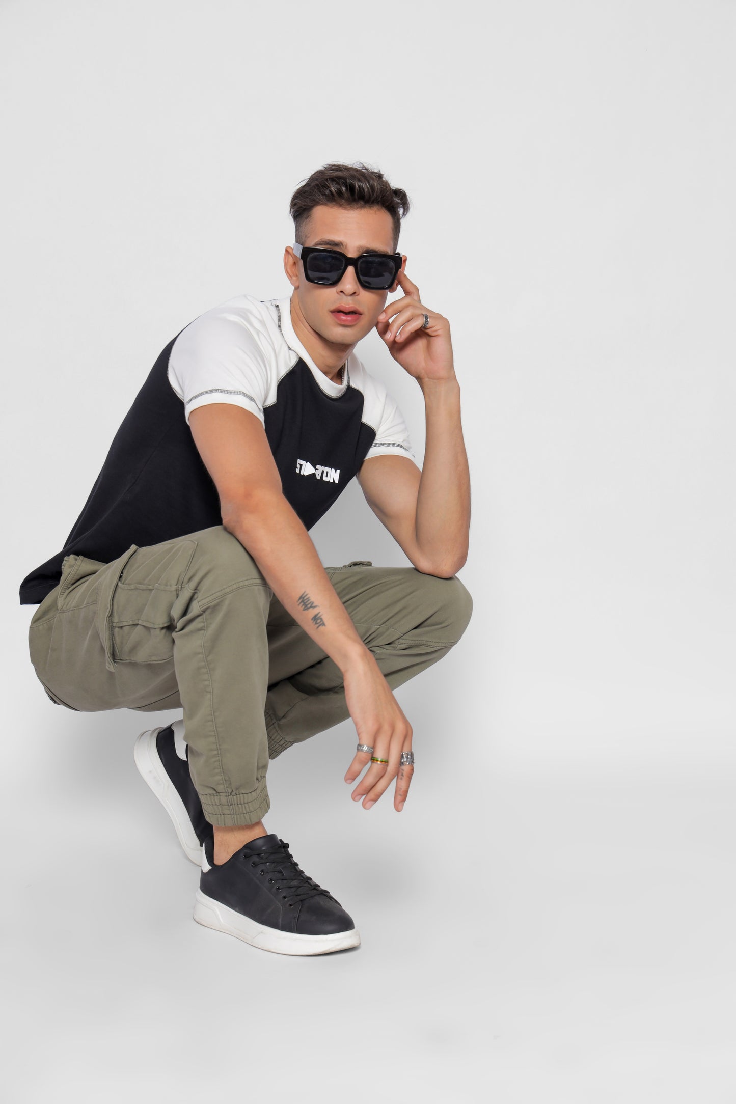 Starton Apparel Men's Round Neck Raglan Sleeve T-Shirt Combed Cotton Black White 3D Print (STM-001)