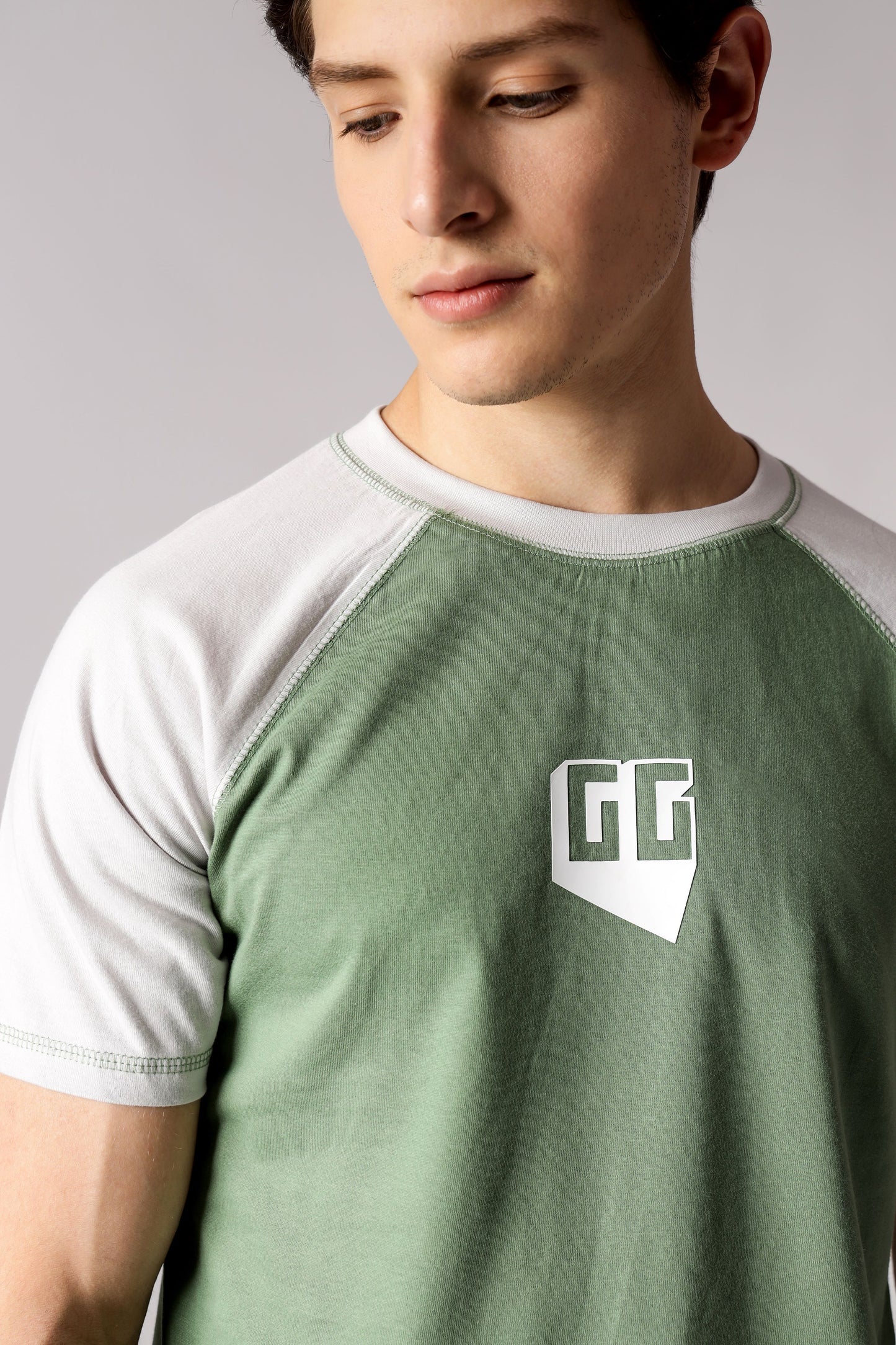 Starton Apparel Men's Round Neck Raglan Sleeve T-Shirt 3D GG Print (STM-010)